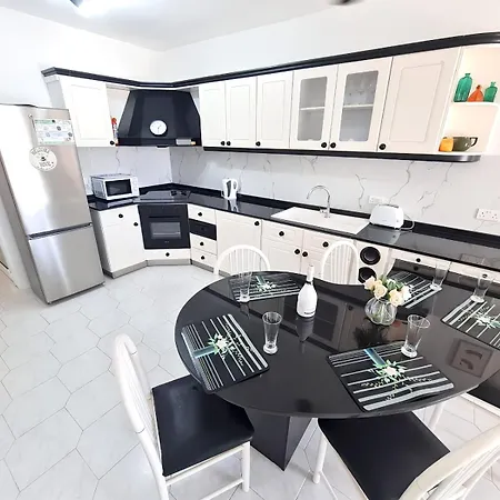 شقة Gaia - Valley Views And Beatiful Walks *