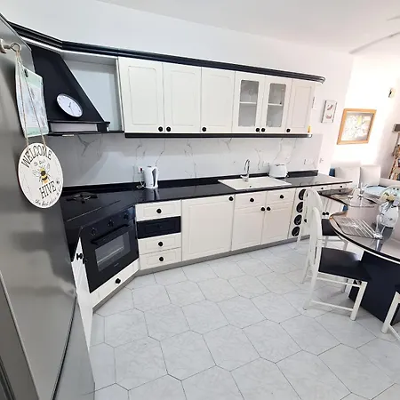 Gaia - Valley Views And Beatiful Walks