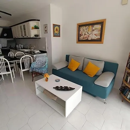 Gaia - Valley Views And Beatiful Walks Apartment