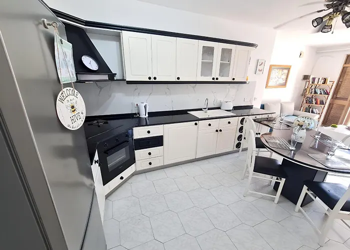 Gaia - Valley Views And Beatiful Walks